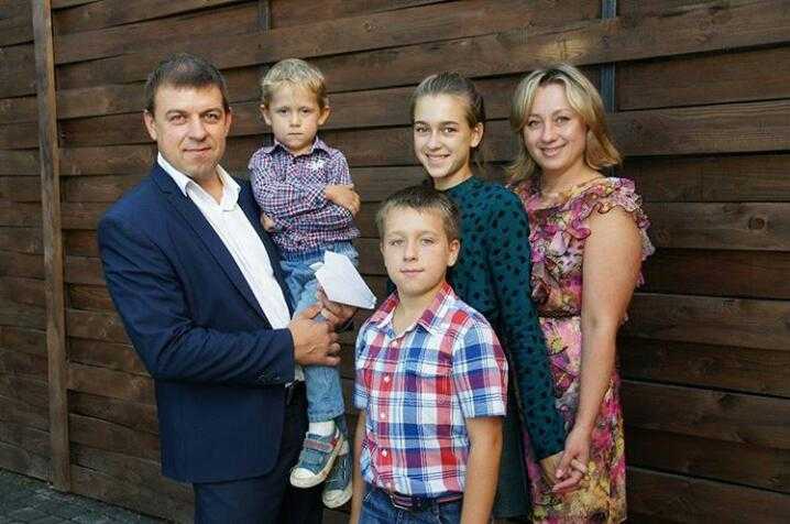 Данилец и моисеенко: где живут сейчас знаменитые «кролики». владимир моисеенко - с юмором по жизни
