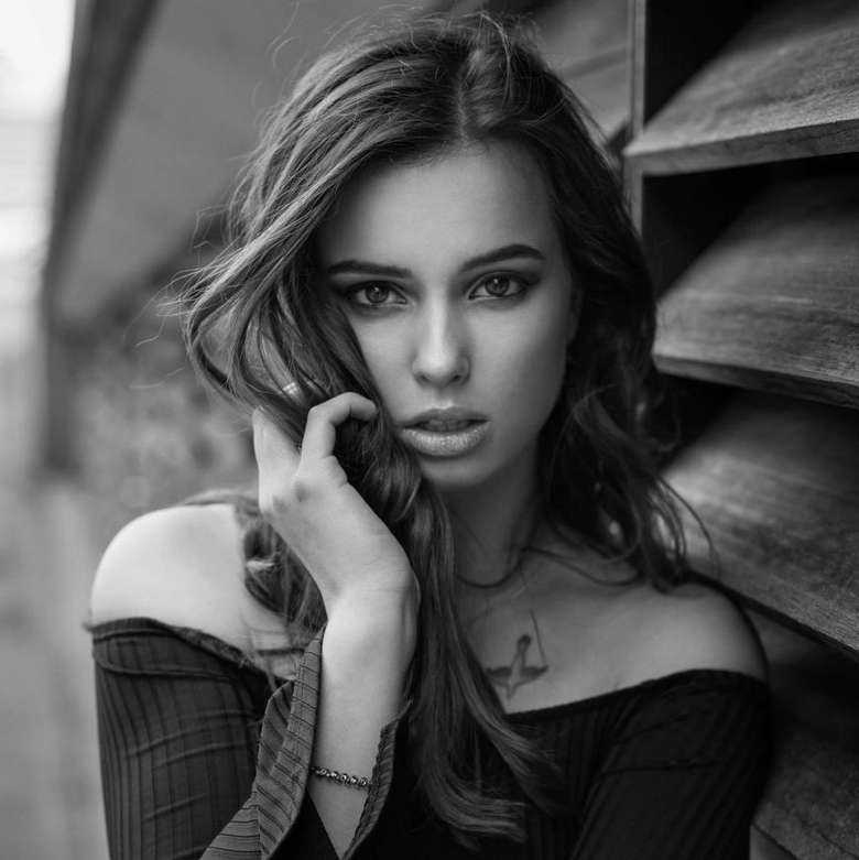 Черно-белые фотографии начала хх века, для ценителей женской красоты