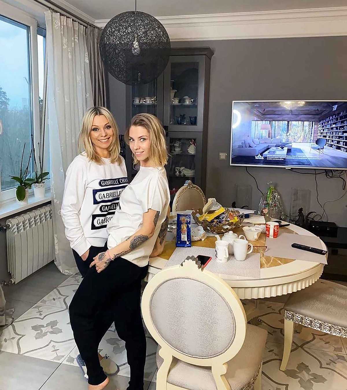 Муж ирины салтыковой: сколько раз вступала в брак и ее личная жизнь сейчас