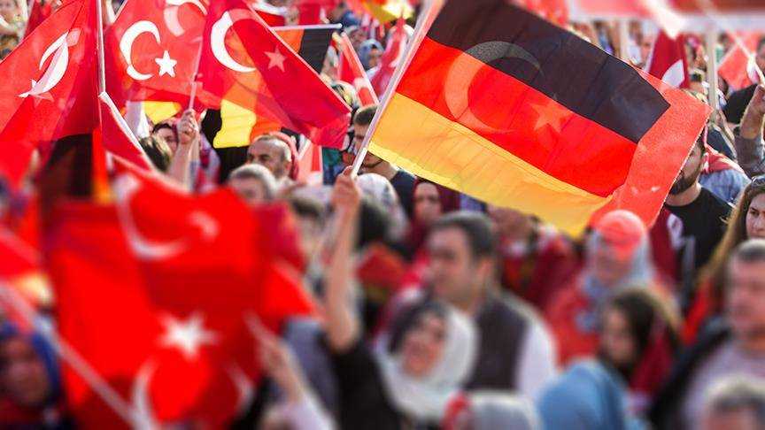 История турецкой диаспоры Германии Численность и размещение немецких турок Культура, язык, религия Интеграция и адаптация Политическое поведение