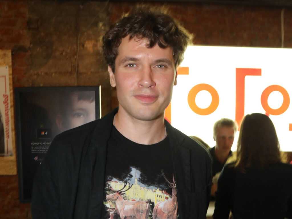 Эдуард артемьев