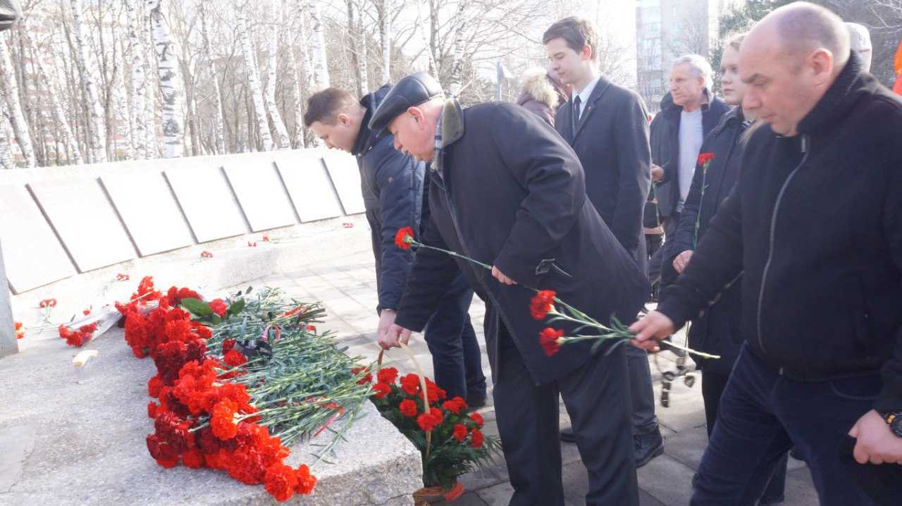 Кто родился 15 февраля - 382 человека у кого день рождения 15 февраля