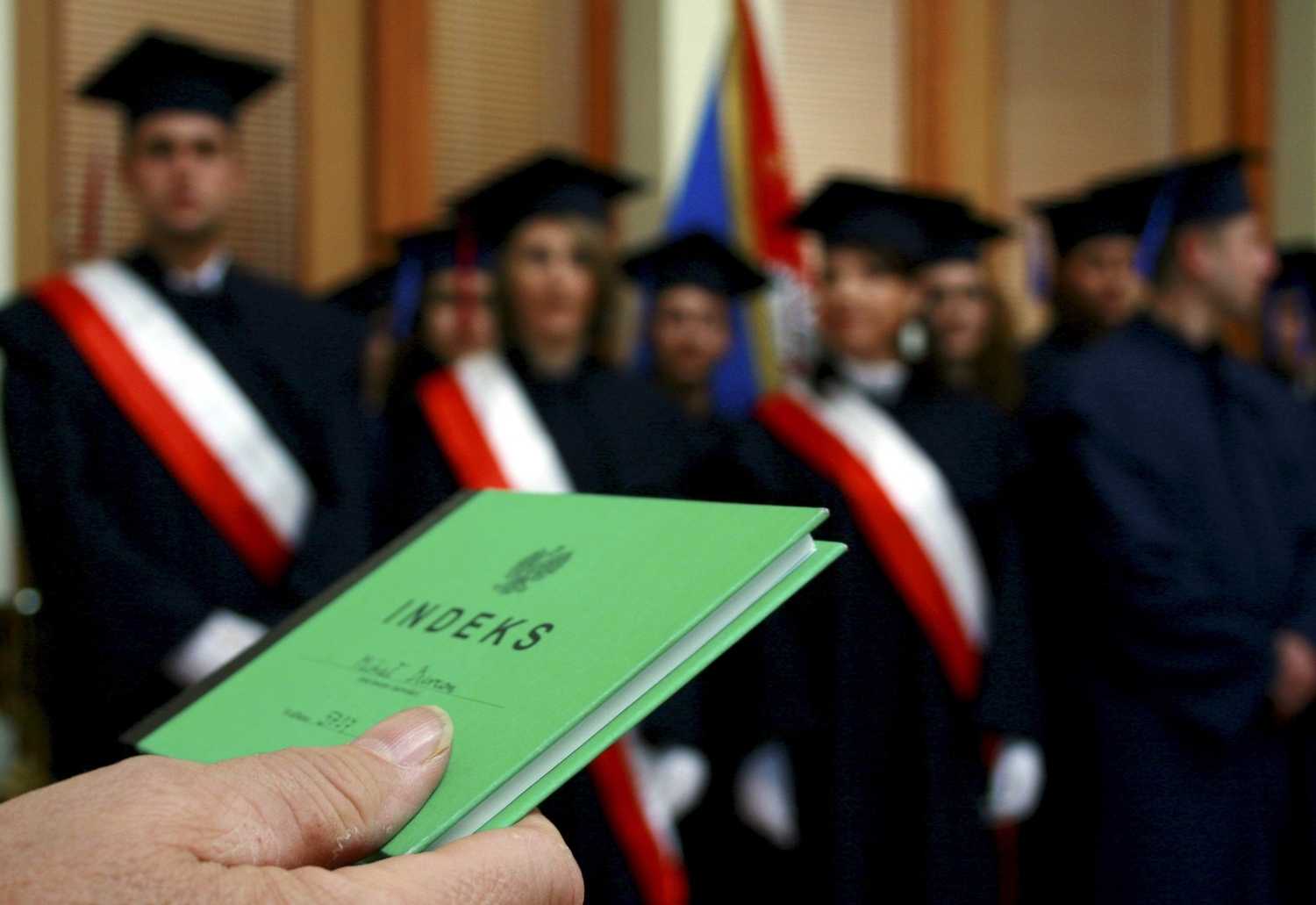 Бесплатная учеба в польше теперь доступна всем иностранцам с сертификатом c1