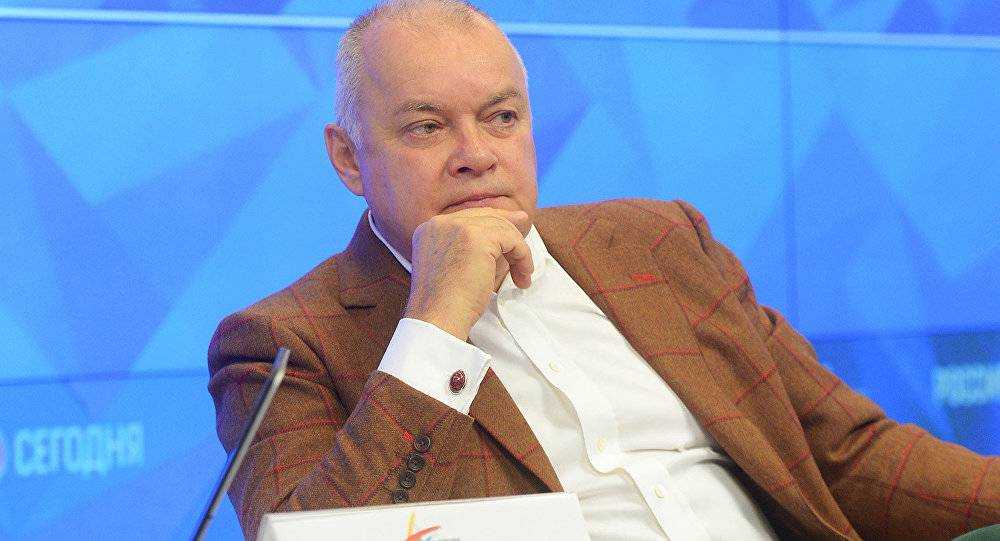 Дмитрий киселёв