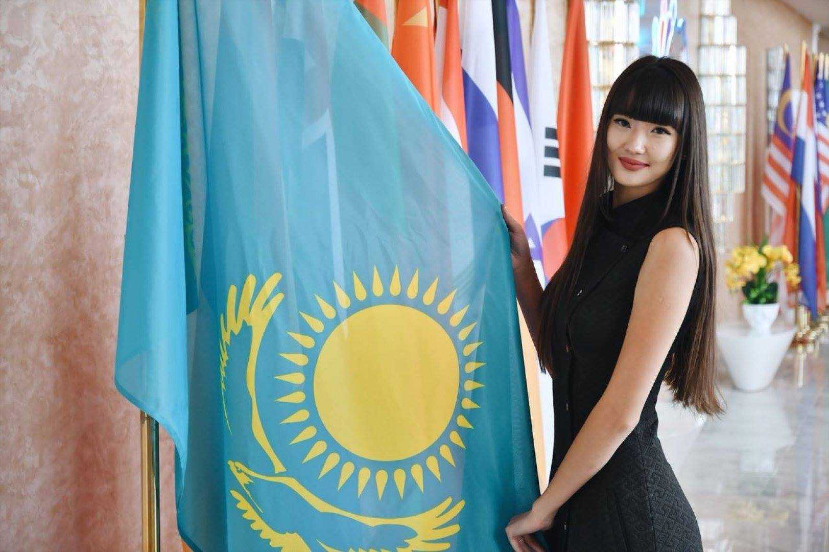 Самые сексуальные казахстанские блондинки