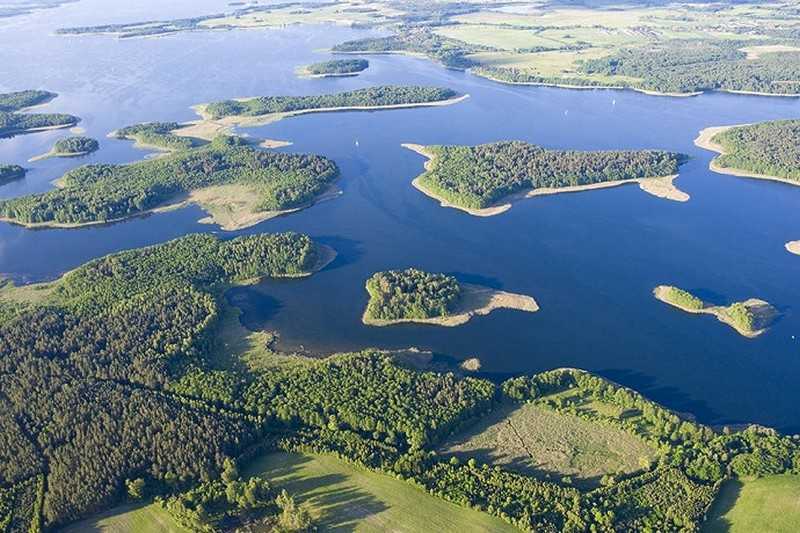 История края озер Главные водоемы Активный отдых и водный транспорт Что посмотреть в окрестностях Мазурских озер Где можно остановиться Особенности дороги